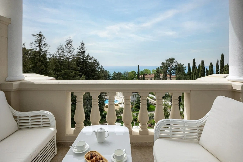 Люкс с видом на море Стихия воздуха (504)